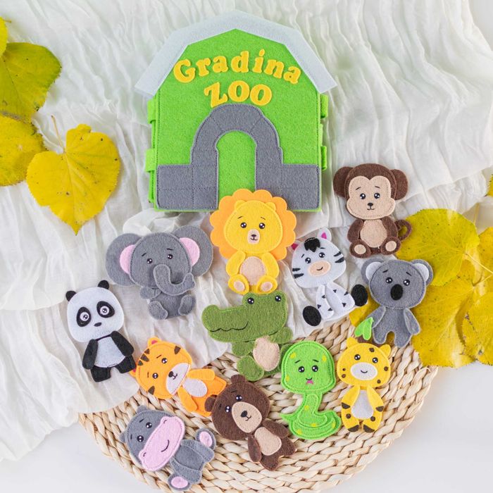 Set de Joacă Educativ din Fetru – „Aventura la Zoo” / Carte senzorială