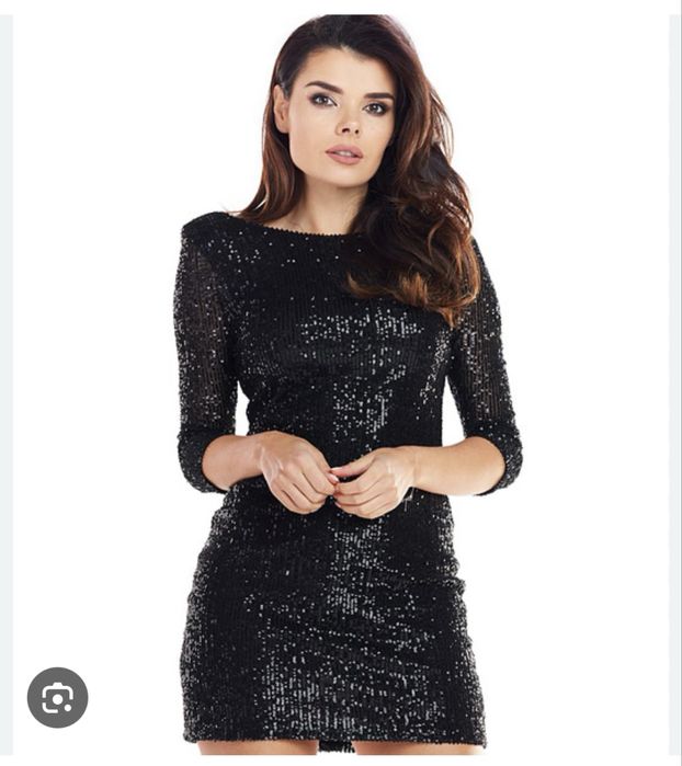 Къса черна рокля с пайети