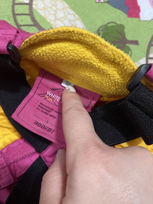 Salopeta de zapada fete, marime 98, cu bretele reglabile