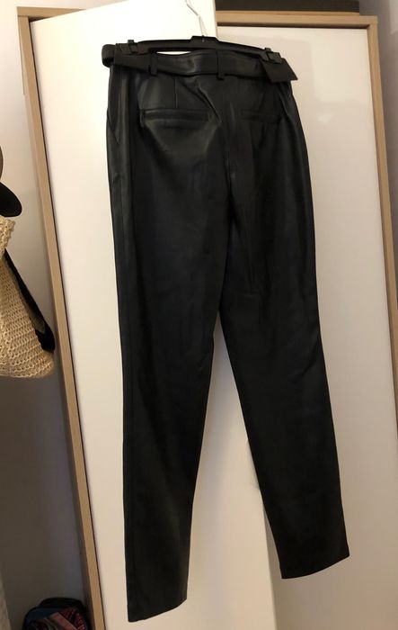 Pantaloni piele eco noi, cu eticheta MANGO colectia noua