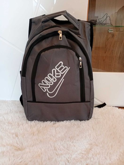 Раничка найк сива, лилава, розова