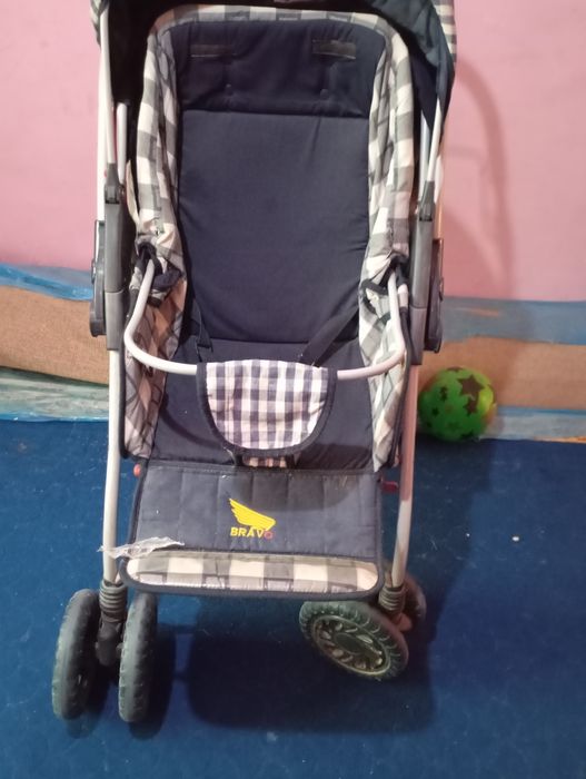 Bolalar kalyaskasi yangedik turubdi