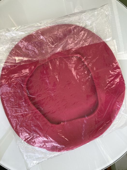 Bereta/caciula/basca roz