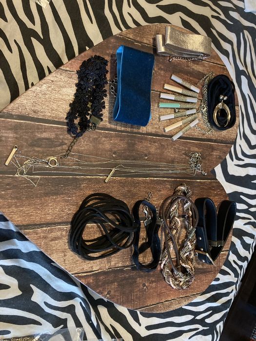 Гривни  и колиета