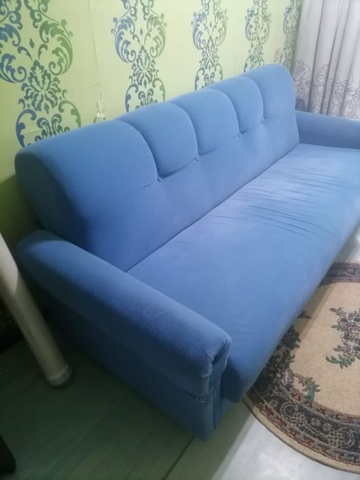 Продам диван и 2 кресла