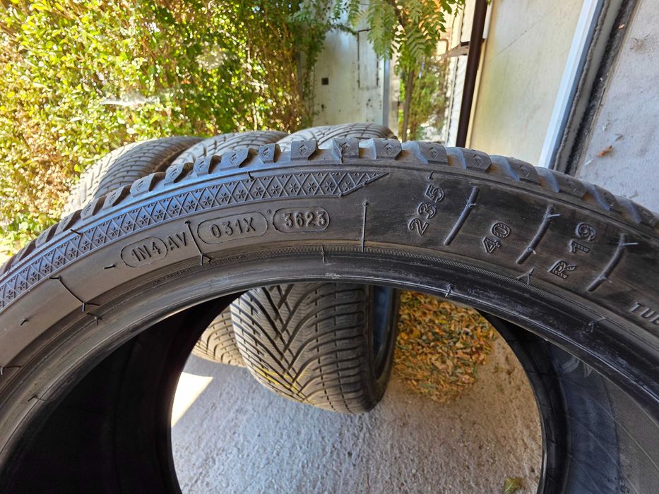 Зимни гуми Kleber Krisalp HP3 - 235/40/19 с оставаща гаранция