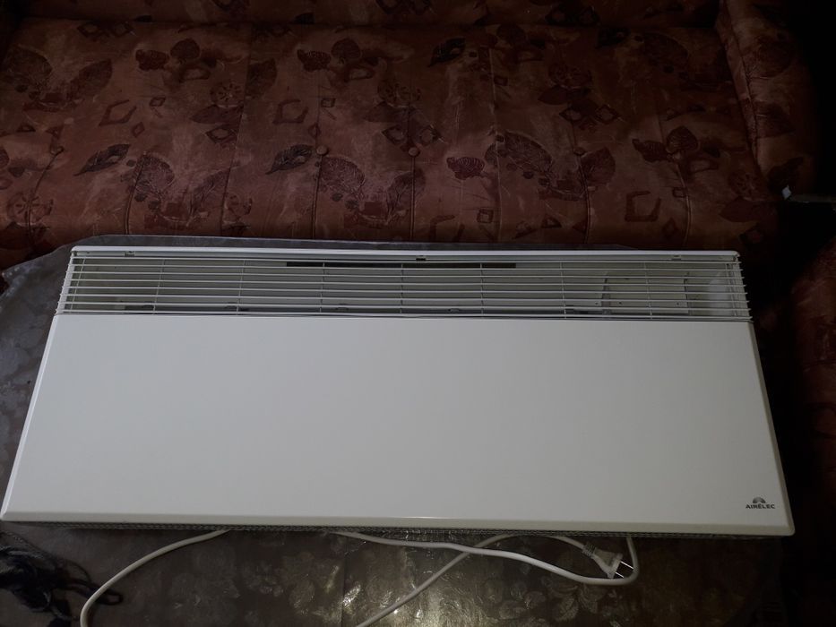 Стенен конвектор Airelec 2500w