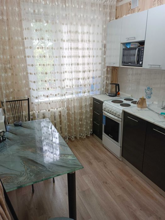 Продам или обменяю 2 комн квартира, шешембекова 15а