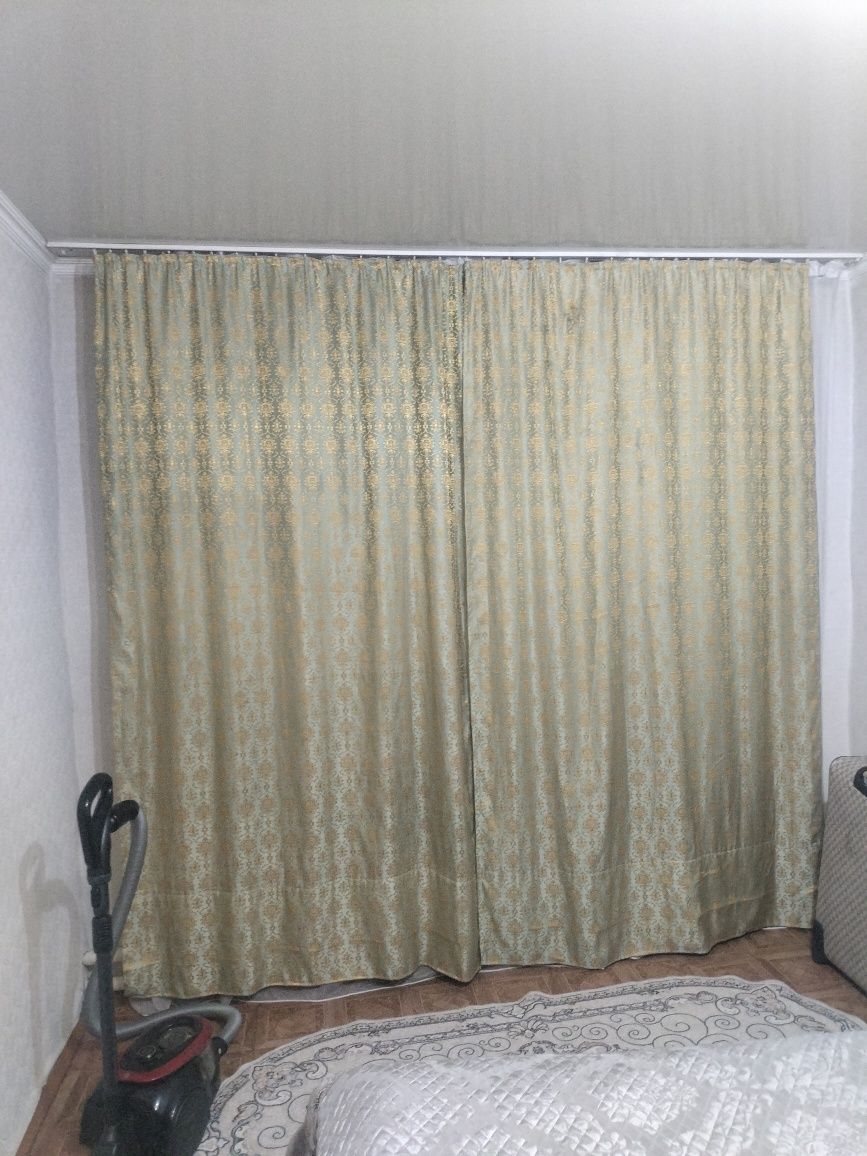 Продается штор очень классный