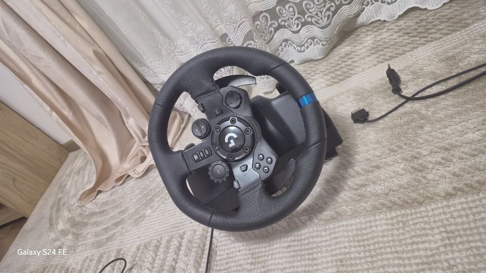 Volan logitech g923 in garantie