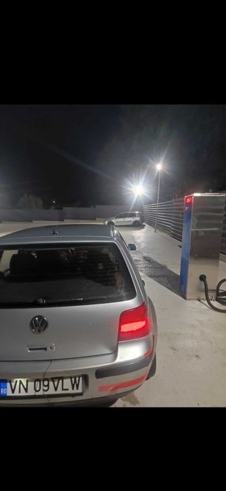 Vand golf 4 1.4 benzina(negociabil)
