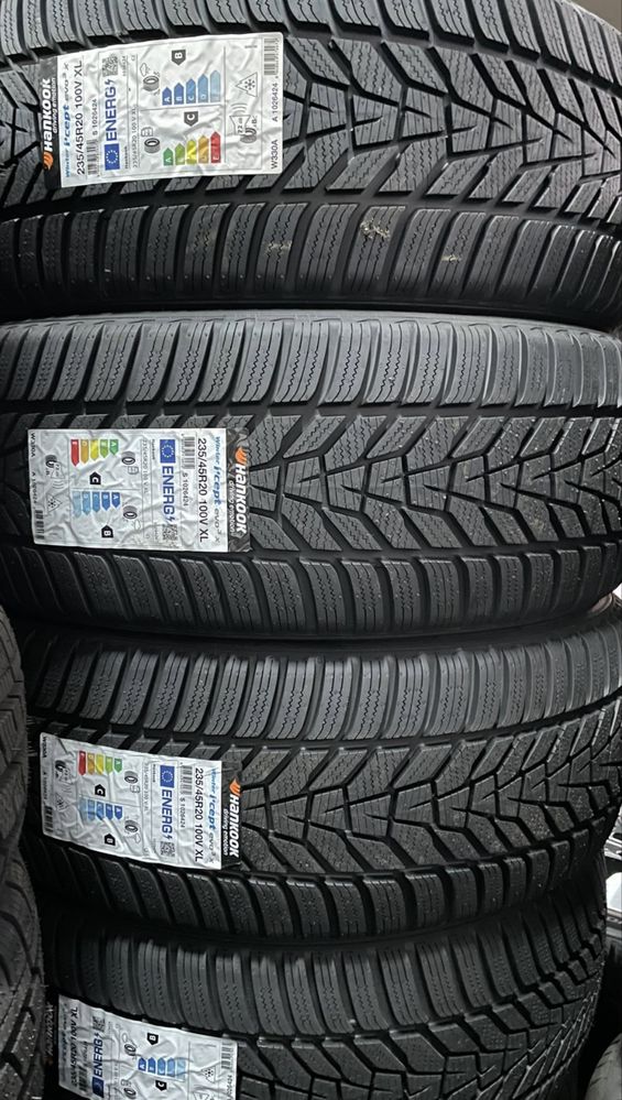 Jante originale Mercedes AMG R20 GLA GLB A243 A247 echipate iarna noi