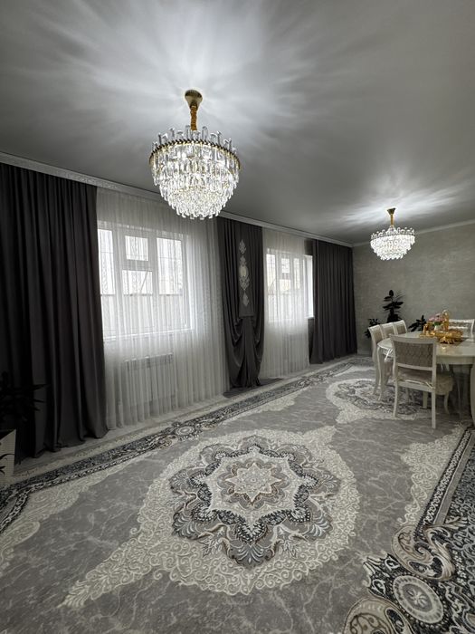 Продается дом  с 11 сотками из керамзита обложена кирпичом