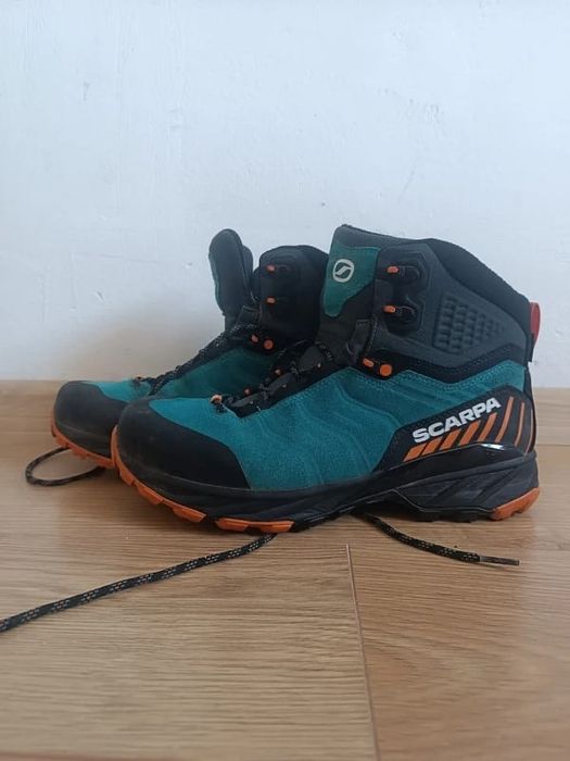 Bocanci de munte 3 sezoane Scarpa Rush TRK Gtx Black Friday la jumate