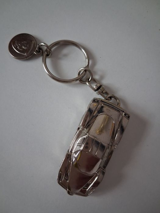 Vand Breloc Ferrari  colecția Shell