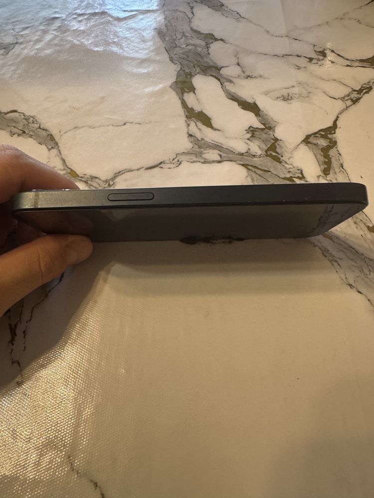 Продам айфон 13 iphone 13 128гб