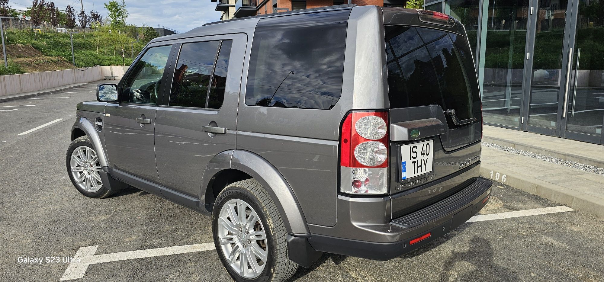 Land Rover Discovery 4 TDV6 HSE 
EXTRA FULL 7 LOCURI
Primul proprietar