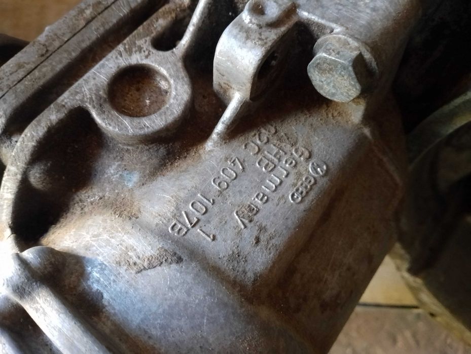 Голф 3 синхро, 1.8 бензин