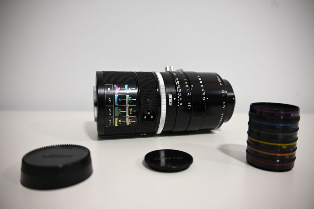 Nikon 200 F5.6 Macro + 6 adaptoare macro + 4 Filtre 52mm