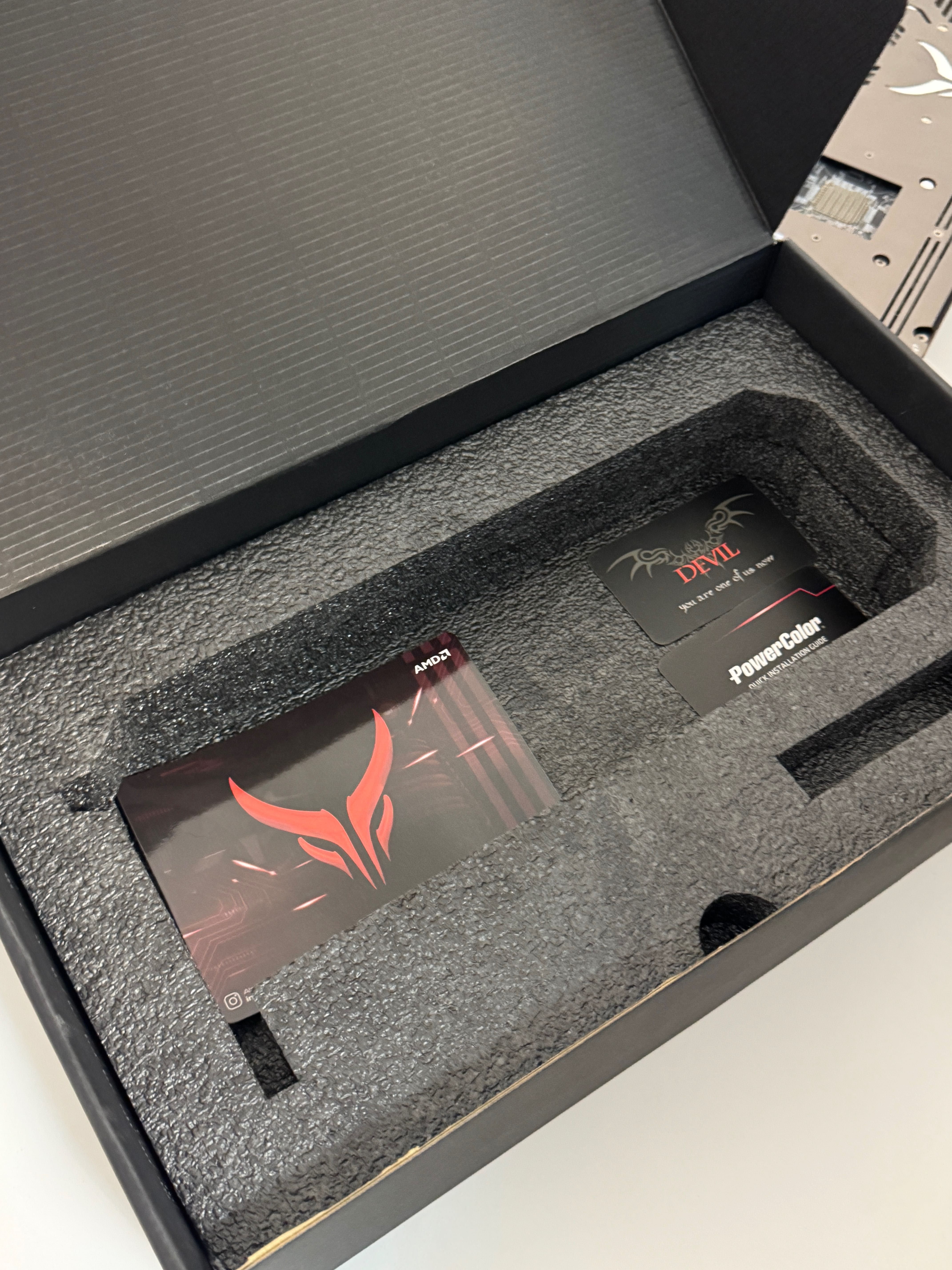 видео карта PowerColor Red Devil RX 6800 XT