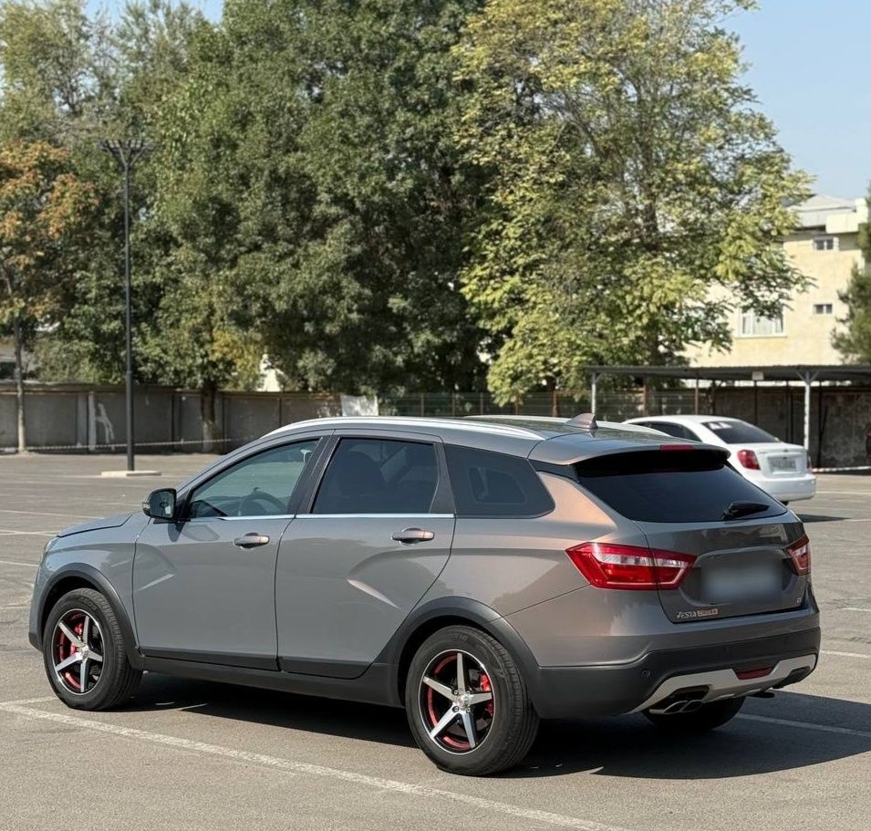LADA VESTA Cross  год 2019 декабрь  пробег 62.000
 Год выпуска - 2019