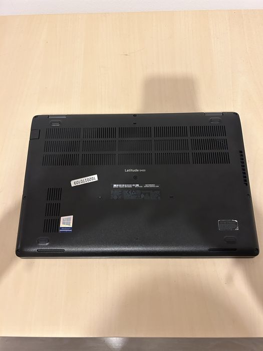 Laptop DELL Latitude 5400 - i5, 16 GB RAM, SSD 256GB