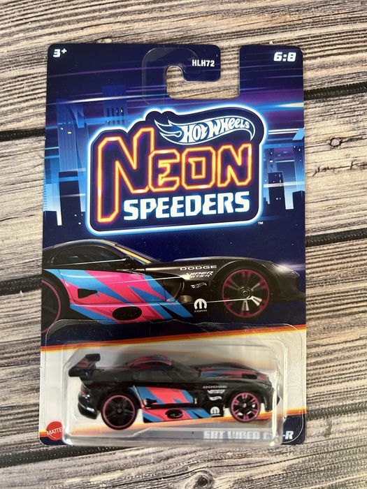 Машинка Hot Weels