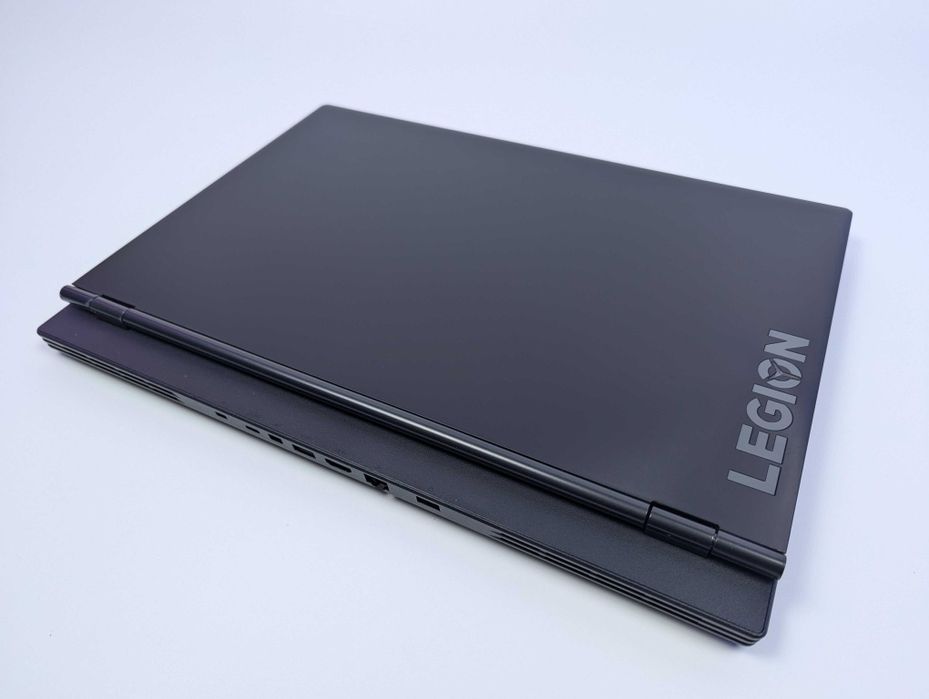 Laptop Gaming 17.3" Lenovo Legion i7-8750H 16GB RAM GTX 1650 Windows