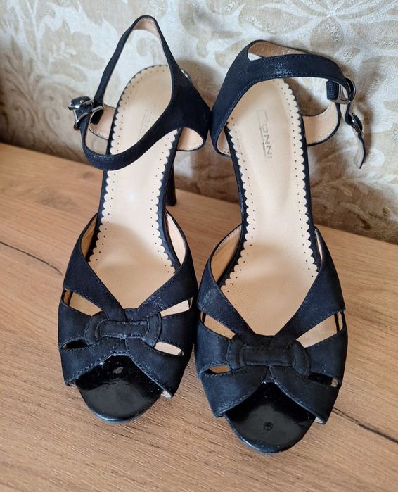 Туфли и босоножки  37 размер