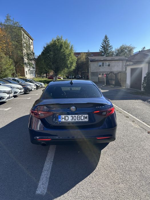Alfa Romeo Giulia 2018, 2.0T - 200 C.P.