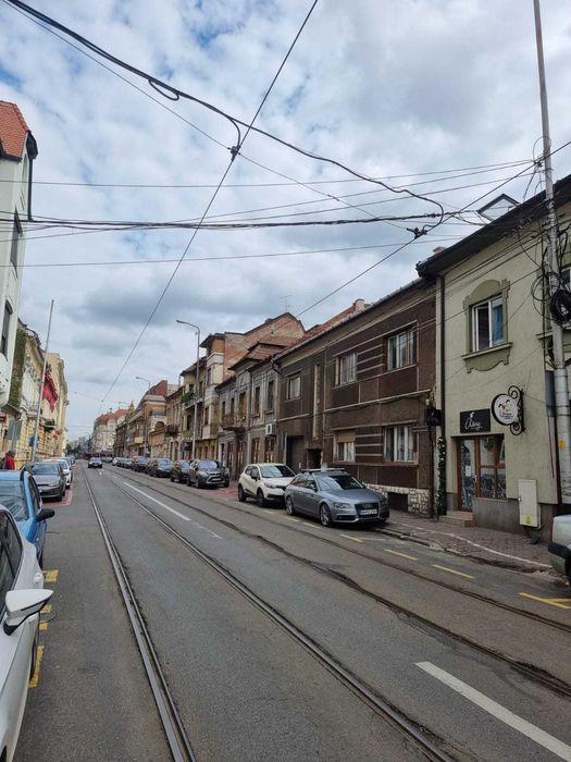 Spațiu comercial ultracentral – Strada Primăriei Oradea – 35 mp