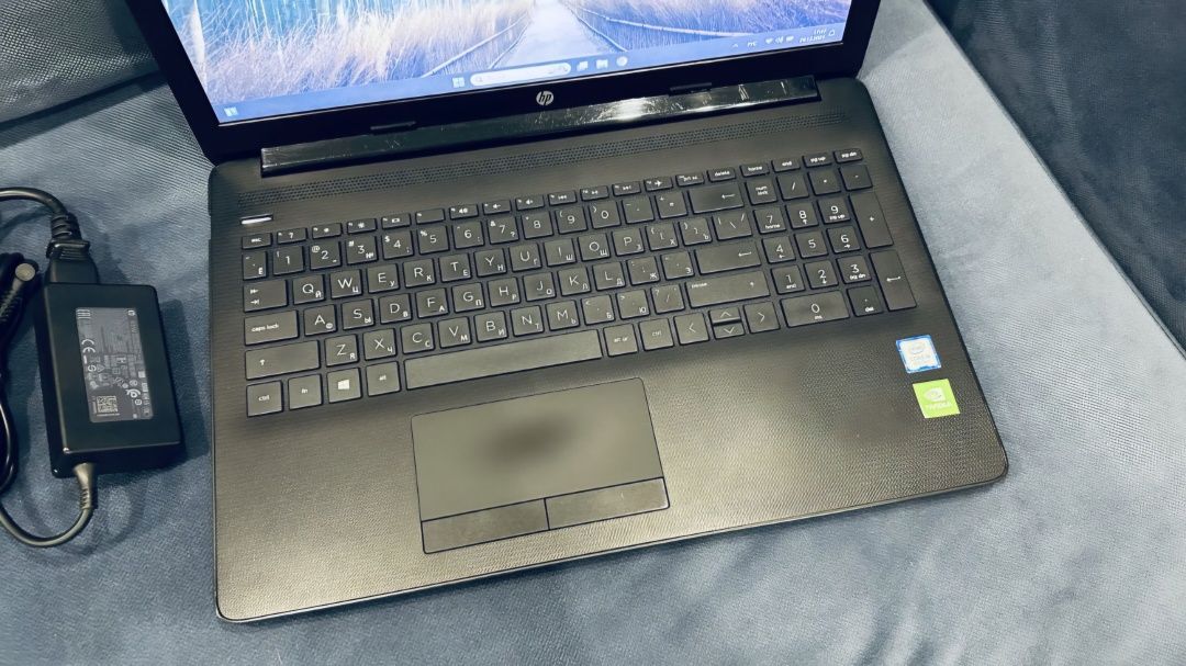Мощный ноутбук HP Core i3