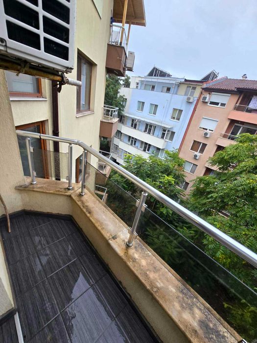 Двустаен апартамент под наем в Кършияка - до Новотела