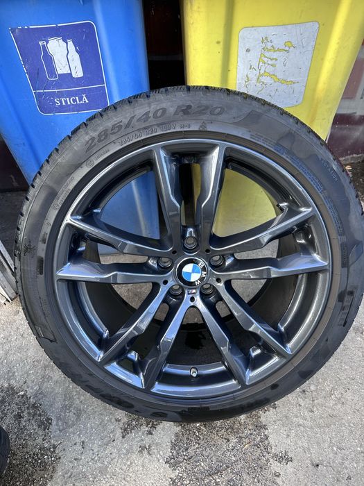 Vand Jante cu tot cu cauciucuri de iarna 285/40 R 20