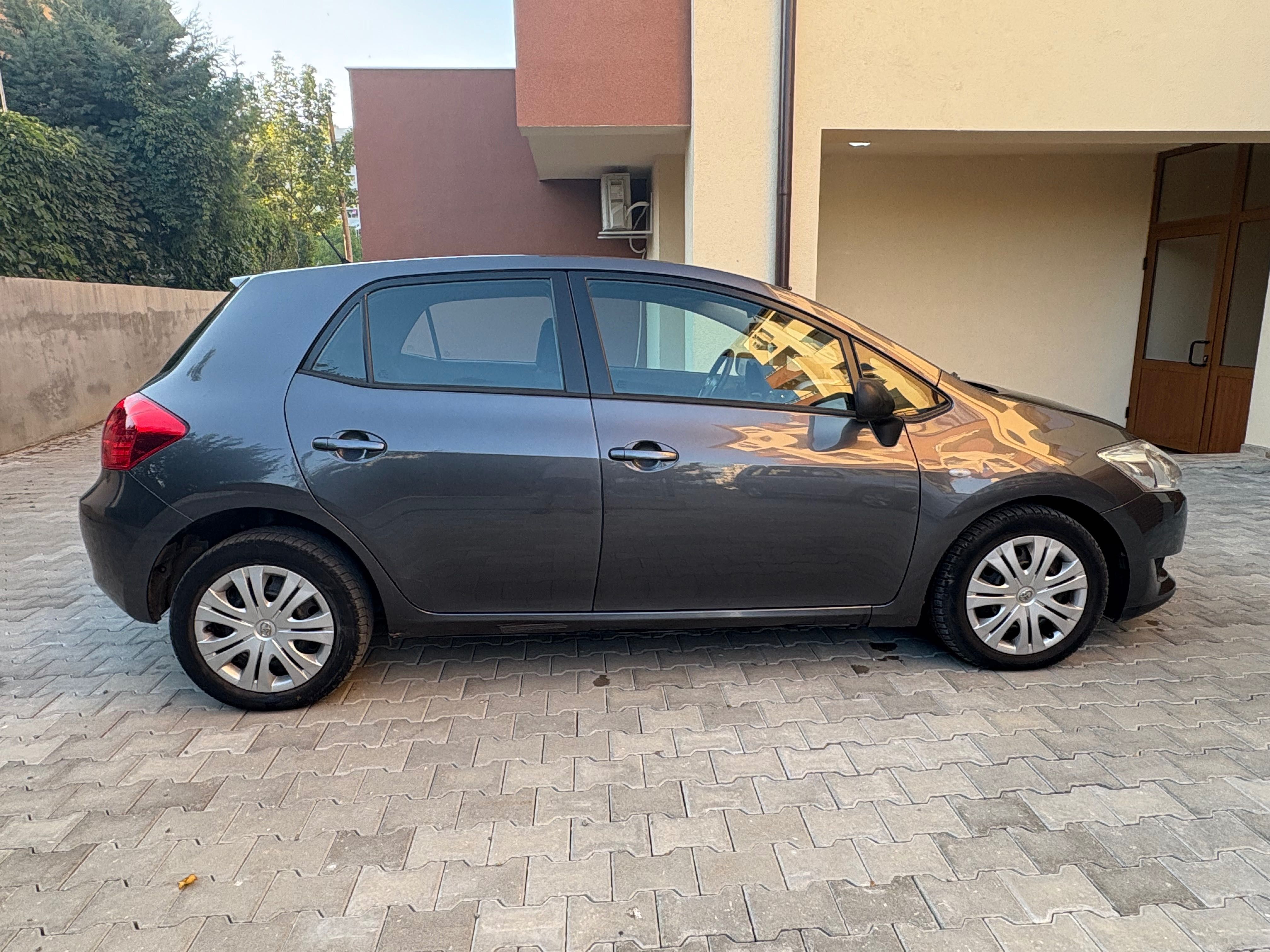 Toyota Auris 2.0 126 к.с.