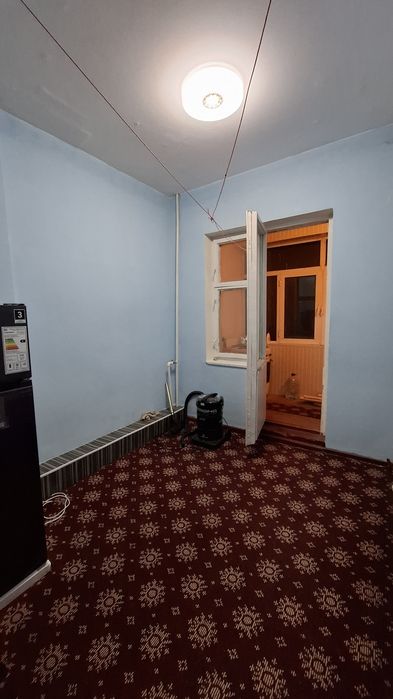 Тезда 6микраёнда 2хона 3этаж квартира сотилади