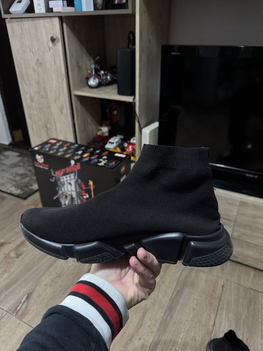 Balenciaga speed runners