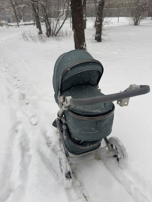 Коляска всесезонная цвета хакки