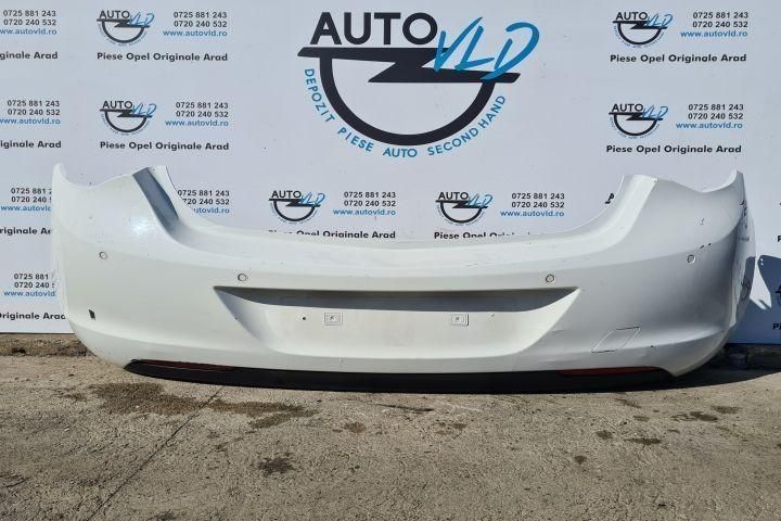 Bara spate spoiler Opel Astra J