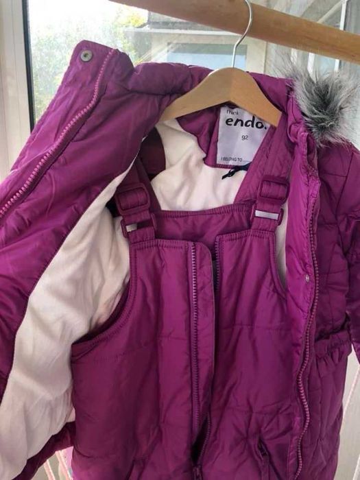 НОВО Детска грейка - зимен гащеризон,яке. Долно-98, горно-92, уголемен