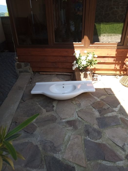 Chiuveta cerastil cada  uși geamuri cabina dus