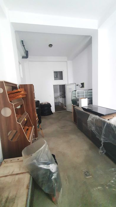 Spațiu comercial pretabil producție alimentară sau depozitare