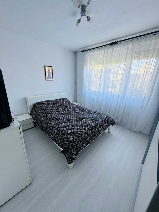 Vand apartament central