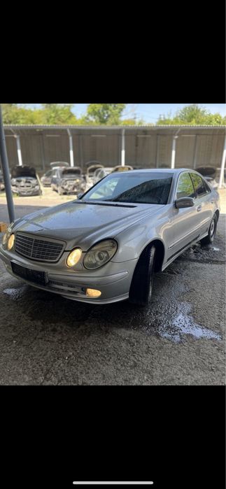 Мерцедес w211 на части