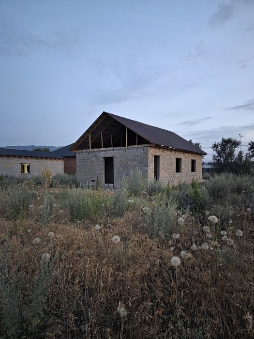 Продам участок 6соток (5,9) с недостроенной времянкой