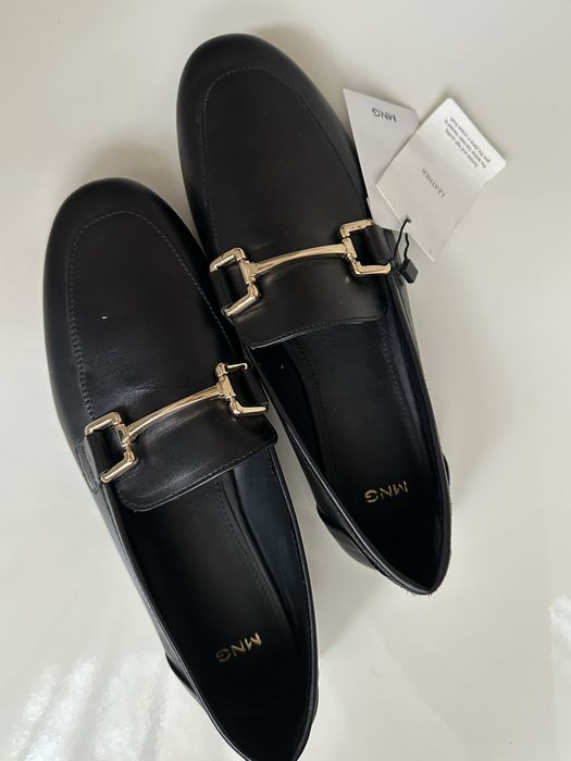 Нови обувки-лоуфъри Mango