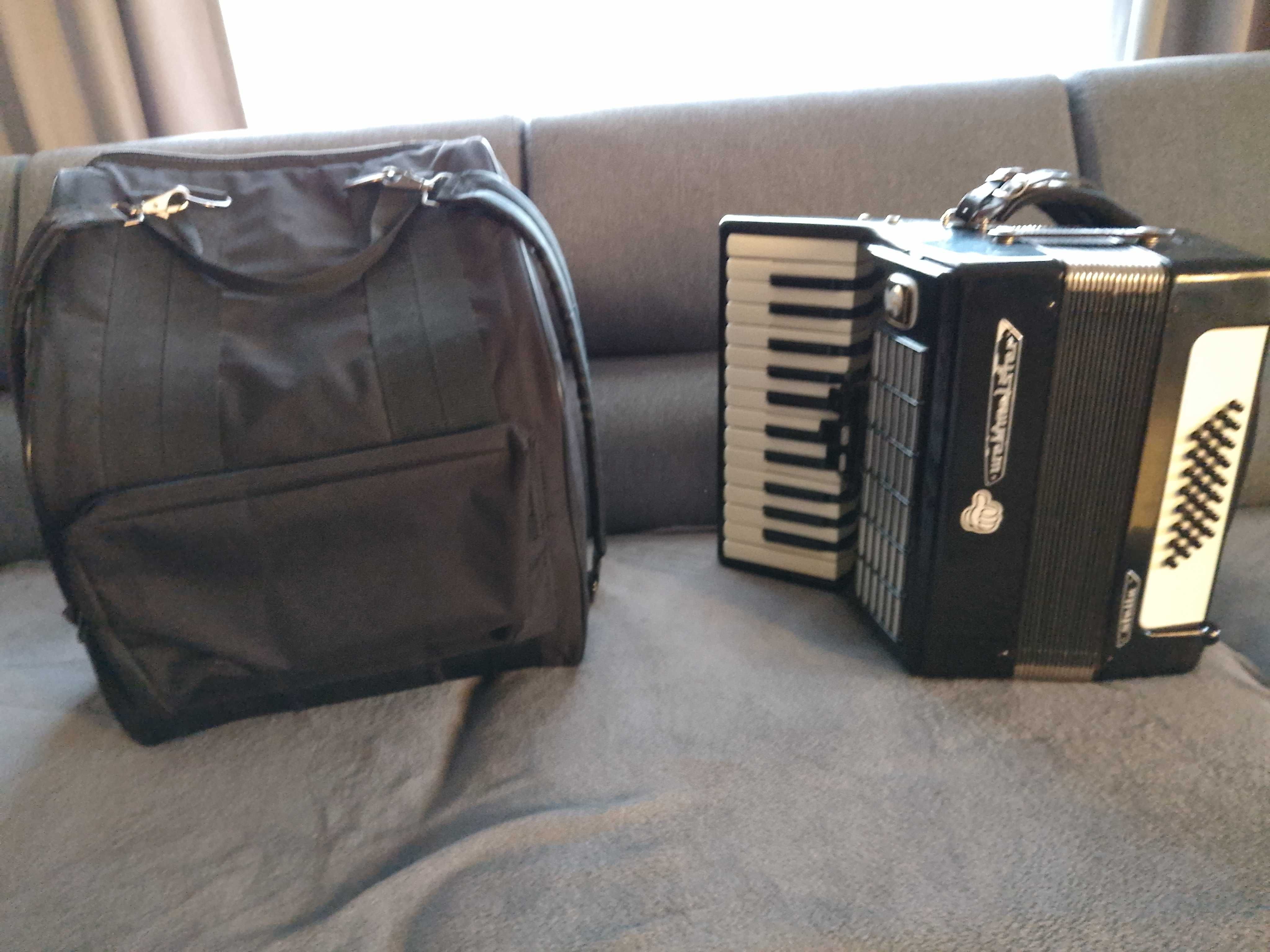 Acordeon welimeister stella 32 basi