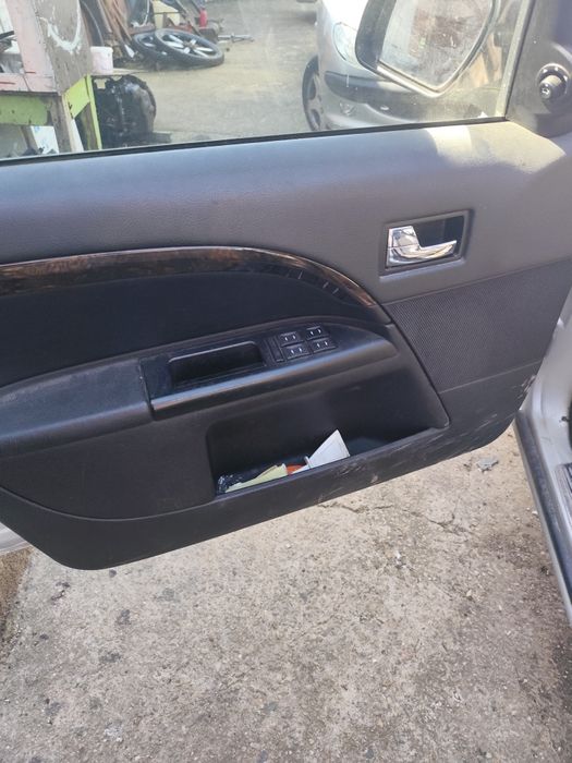 Piese de Ford Mondeo mk3 break din 2004 diesel 2.0 tdci cu 131 cp .