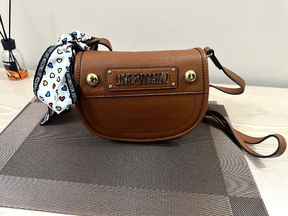 Оригинальные сумки Love Moschino