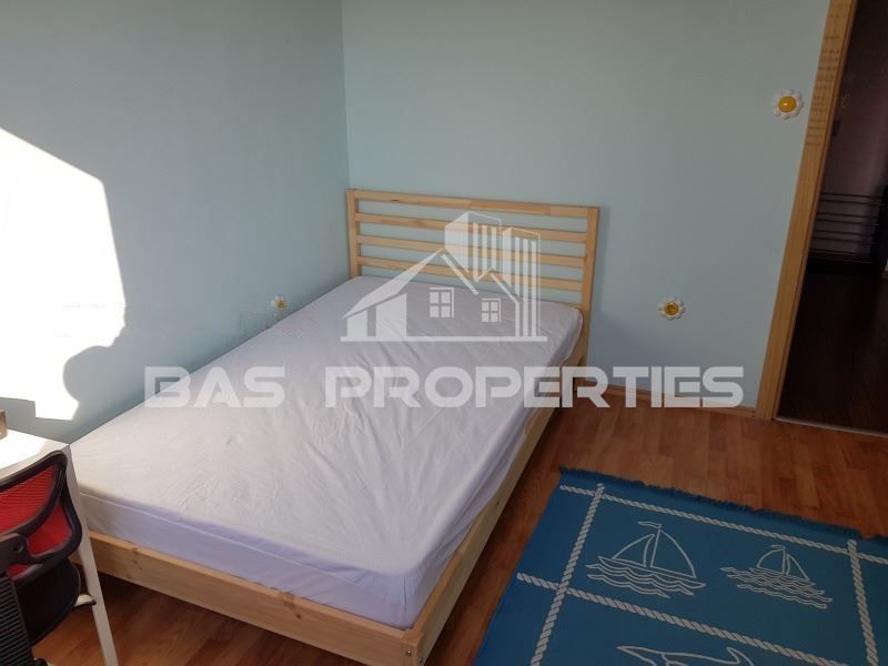 Дава се под наем Тристаен апартамент в София, Младост 1 - 80 кв.м за 750 € - Снимка #9